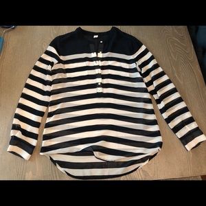 Old Navy chiffon blouse